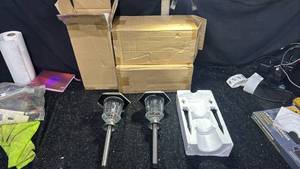 lot 36 image: 6 - Piece Wall Sconce Light Fixture Set with Clear Glass Shades