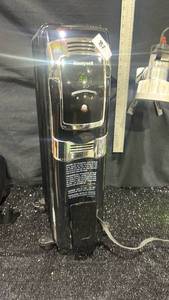lot 81 image: Honeywell Portable Oil-Filled Radiator Heater with Digital Display