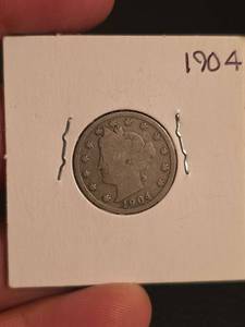 lot 82 image: 1904 V nickle