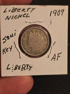 lot 93 image: 1909 V nickle