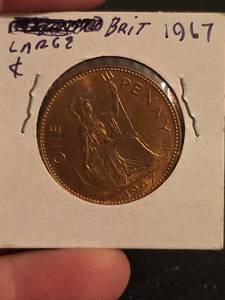 lot 181 image: 1967 uncirculated Great Britain Elizabeth penny