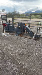 lot 207 image: Promech FW80 Fifth Wheel Wrecker 12V 80Ah 70 kN