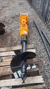 lot 220 image: CAT CAT305 Skid Steer Auger Attachment