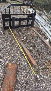 lot 222 image: Black Steel Skid Steer forks 60 Attachment