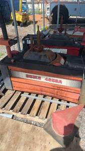 lot 238 image: Coats 4050A Tire Changer