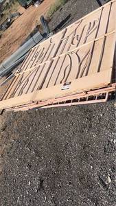 lot 401 image: Doors and fence