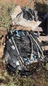 lot 423 image: Lot of hydraulic hoses