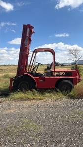 lot 437 image: Champ Forklift 10k