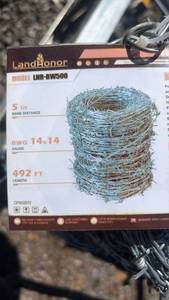 lot 731 image: LandHonor LHR-BW500 Barbed Wire 14x14 Gauge 5 inch 492 ft