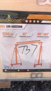 lot 737 image: LandHonor Gantry Crane LHR-AGC2500 2500 lbs 47 Span 96-144 Height