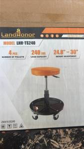 lot 785 image: LandHonor LHR-TS240 240 LBS Tool Stool 4 Pulleys 24.8-30 Inch Height