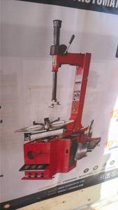 lot 822 image: LandHero LHR-TC24 Tire Changer 1.1 kW 110V 43.3 Inch Max Wheel