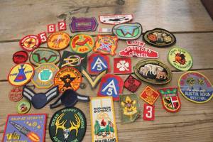 lot 4604 image: Vintage Patches