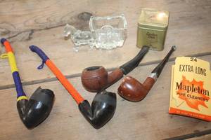 lot 4650 image: Vintage Pipes, Tin and More