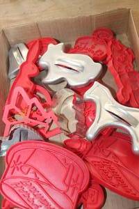 lot 4672 image: Vintage Cookie Cutters