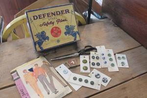 lot 4680 image: Empty Safety Pin Box, Buttons & More