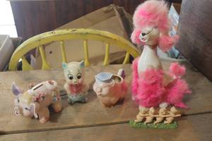 lot 4686 image: Vtg. Pig Banks, Poodle Figurine and More