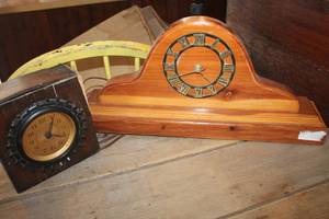lot 4695 image: Antique Clocks untested