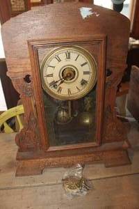 lot 4696 image: Antique Clock untested wkey