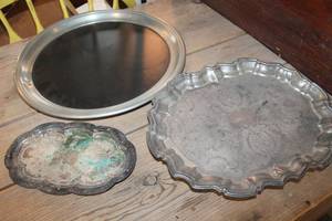 lot 4740 image: Silver Serving Trays