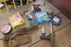 lot 4752 image: NIB Fishing Line and More