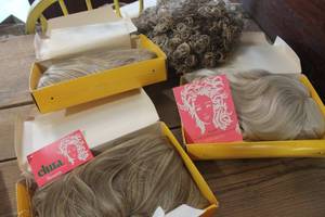 lot 4839 image: IOB Elura Wigs and More