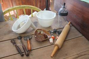 lot 4879 image: Vtg. Milk Glass Juicer and More