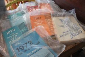 lot 4881 image: 1960s & 70s Ford Car Shop Manuals & More