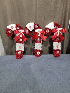 lot 658 image: 3 Candy Cane Christmas Decorations Red White Striped Tinsel Snowflake