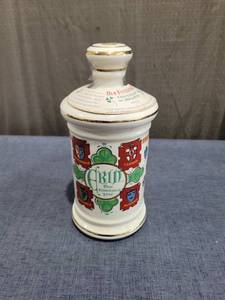 lot 666 image: Old Fitzgerald Distillery Countries of Ireland Porcelain Decanter 1973 Empty