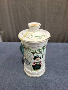 lot 669 image: The Coins of Ireland Old Commonwealth Porcelain Mustard Pot 1979 Empty