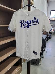 lot 698 image: Majestic Kansas City Royals White Baseball Jersey XL