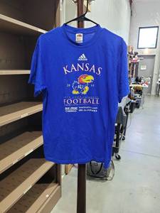 lot 716 image: Adidas Kansas Jayhawks 2010 Lock Chalk Saturday Football T-Shirt Size M