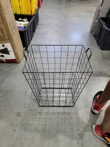 lot 754 image: Wire Storage Basket with Handles
