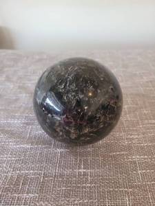 lot 764 image: Polished Stone Sphere 4 lbs 9 oz