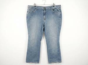 lot 25006 image: St. Johns Bay Womens Boot Cut Jeans Size 22W