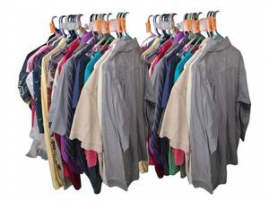 lot 25940 image: Lot of Miscellaneous Clothing - 31 ct