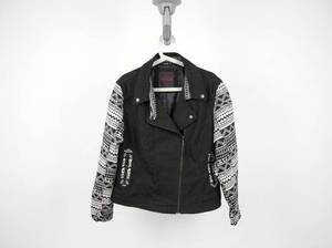 lot 25990 image: Yoki Outerwear Black & White Geometric Moto Jacket