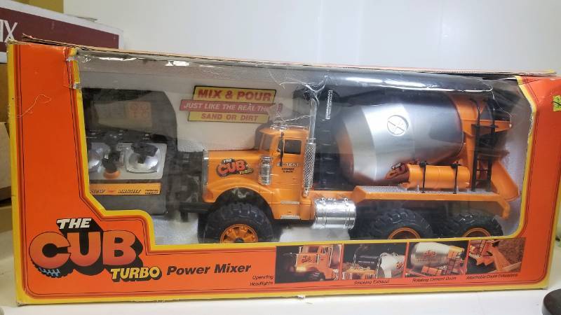 lot 1633 image: The Cub Turbo Power Mixer  #2195  See Pix  BIG  Not Tested  NIB
