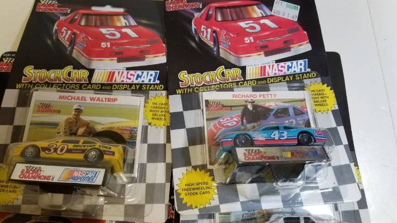 lot 1729 image: 1 Lot  19 items  Race Champions   See Pix  NIB
