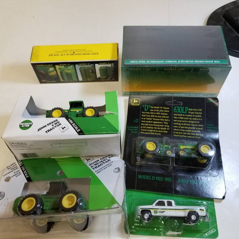 lot 1686 image: 1 lot  ERTL  164  11 Tractors  1 Truck  See Pix  NIB