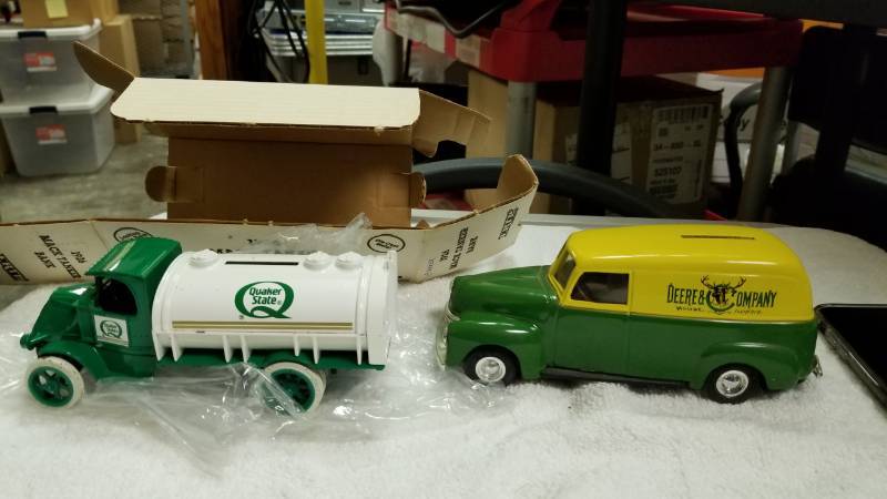lot 1792 image: 2 each ERTL Bank Trucks1926 Mack Tanker (NIB) Deer & Co. Panel Truck Bank (no box)138 scale