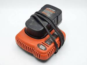 lot 64195 image: BlackDecker Rapid Battery Charger And Battery