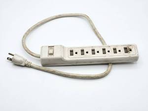 lot 64201 image: SPD Type 3 E185224 Power Strip w 6 Outlets