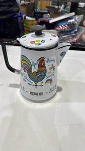 lot 41 image: Coffee Pot with Rooster Good Morning Wake Up Design