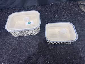 lot 62 image: Thyme &amp Table Stoneware Food StorageBaking Dishes with Lids Set of 2&nbsp