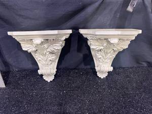 lot 76 image: Ornate Decorative Wall Shelf Corbels Set of 2