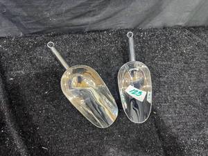 lot 123 image: Stainless Steel Utility Scoops �� Set of 2