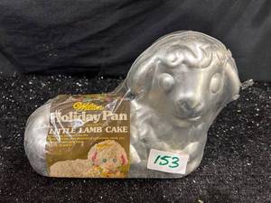 lot 153 image: Wilton Holiday Pan Little Lamb Cake Bake and Decorate