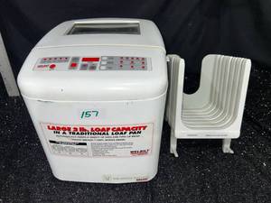 lot 157 image: Welbilt Bread Machine 2 lb Loaf Capacity with Presto Bread Slicing Guide